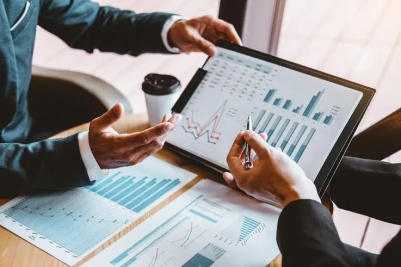 Custom mobile app development company offering long-term partnership for planning, development, and lifecycle support to ensure app success.